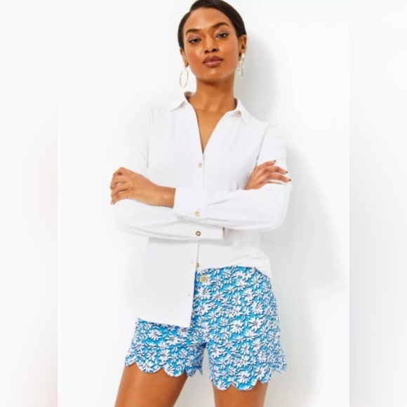 NWT NIB 5" Lilly Pulitzer Shorts Buttercup MidRise Blue Palm Beach Petals 16 - Picture 3 of 4